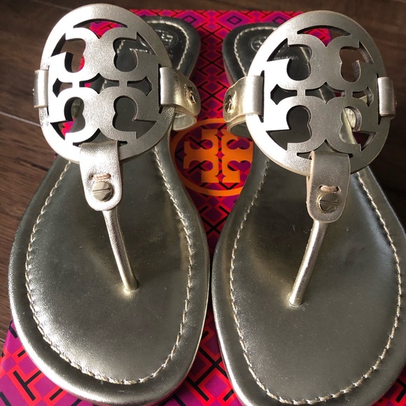 TORY BURCH-NWT Gold Sandals - Picture 7 of 16